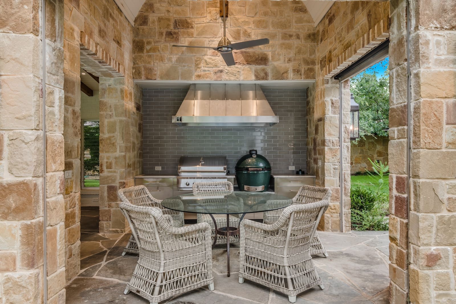 Dallas, TX Outdoor Kitchens7